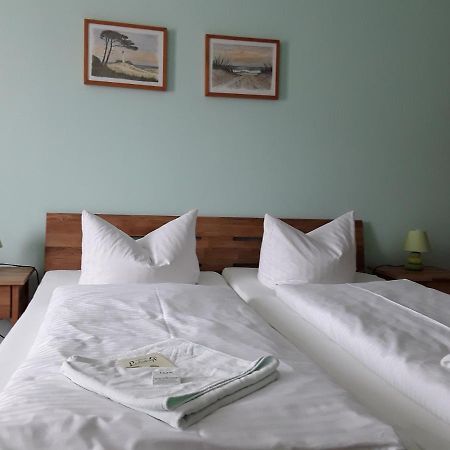 Gasthof Lindenkrug Broderstorf Luaran gambar