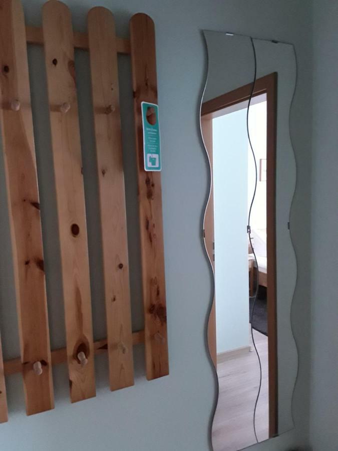 Gasthof Lindenkrug Broderstorf Luaran gambar